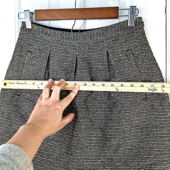 Broadway & Broome Gold Metallic Micro Mini Skirt Sz 2 - Picture 9 of 11
